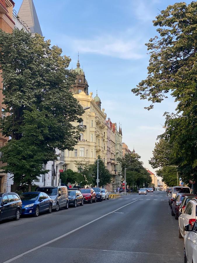 Homelike Prague Apartment Exteriör bild